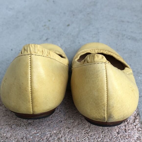 Frye Molly Flat - Picture 5 of 7